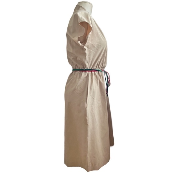 🚫SOLD🚫 Vintage 1970s Khaki Utility Midi Dress with rainbow belt and pockets - Picture 3 of 10